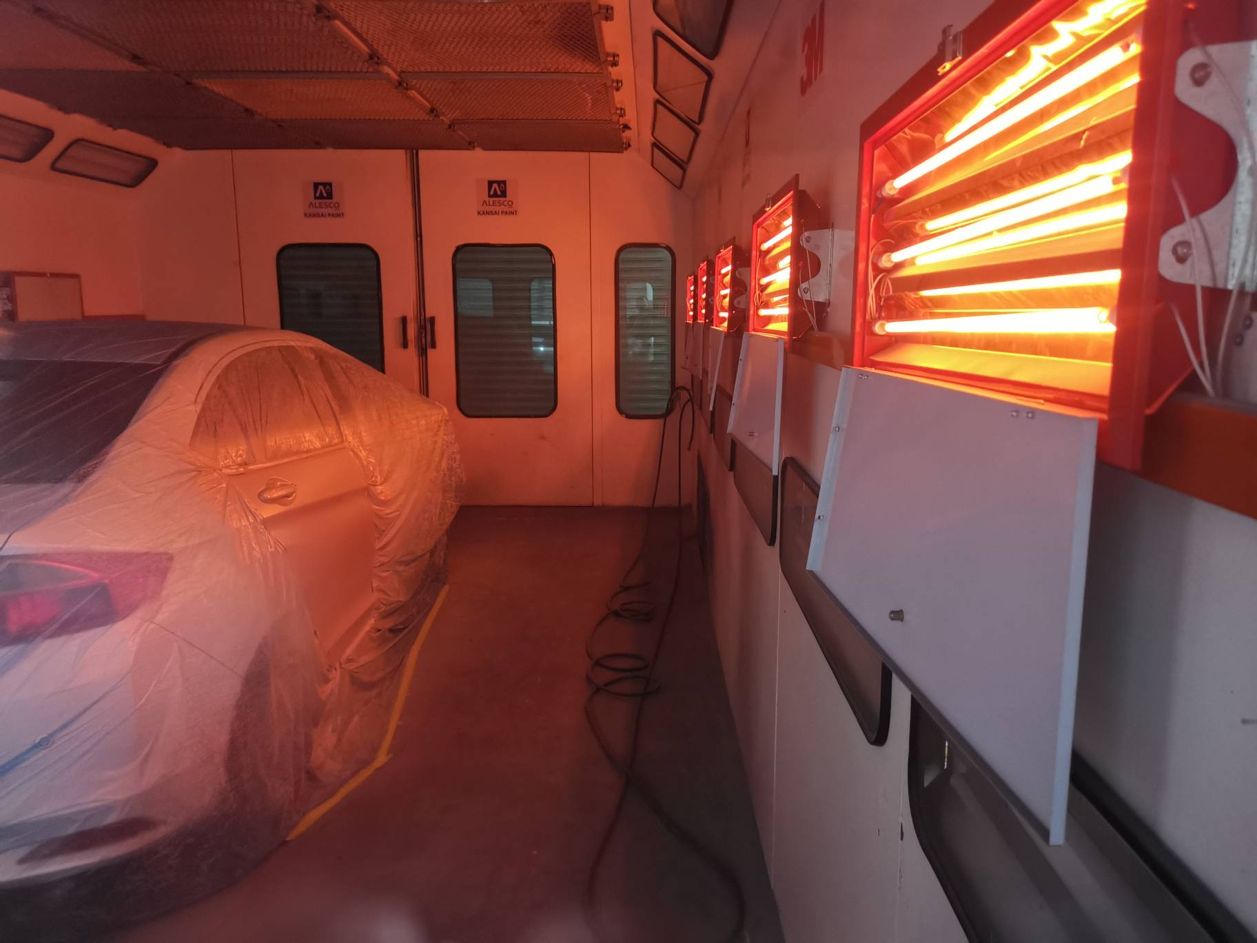 High temperature brake pad lamp